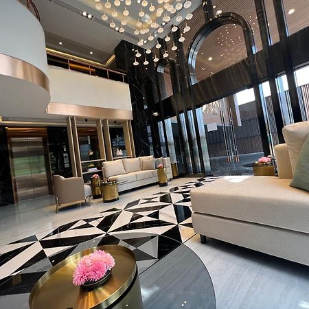 Arni Skye Hotel Бангкок Экстерьер фото