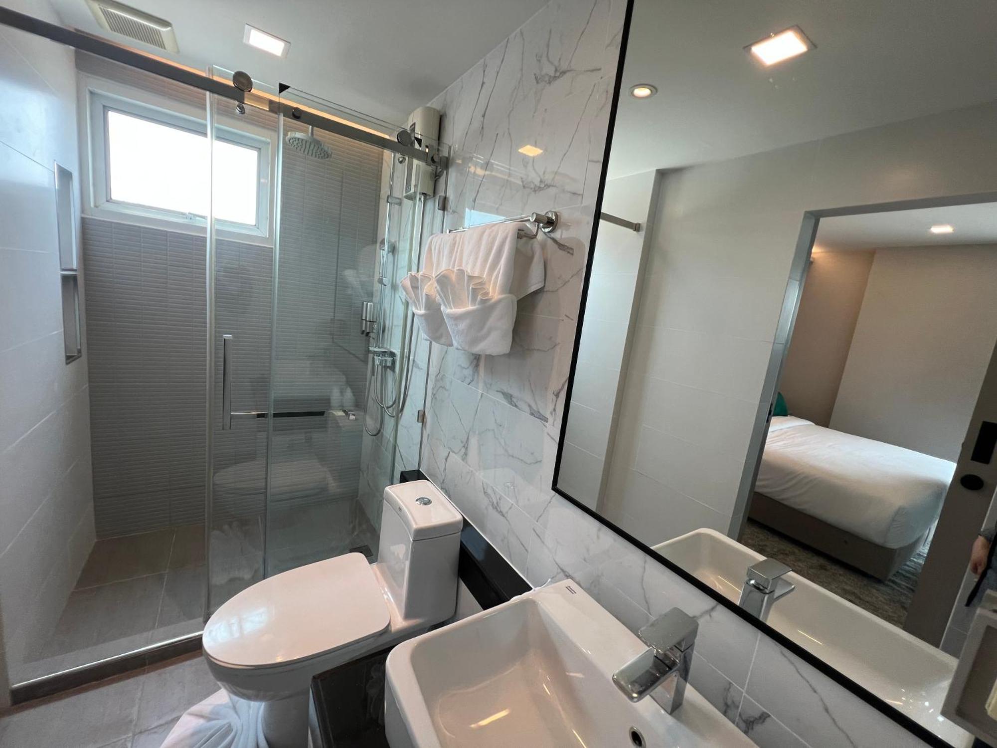 Arni Skye Hotel Бангкок Экстерьер фото