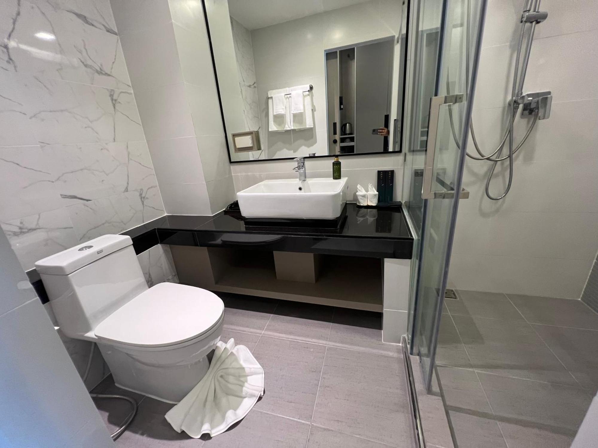 Arni Skye Hotel Бангкок Экстерьер фото