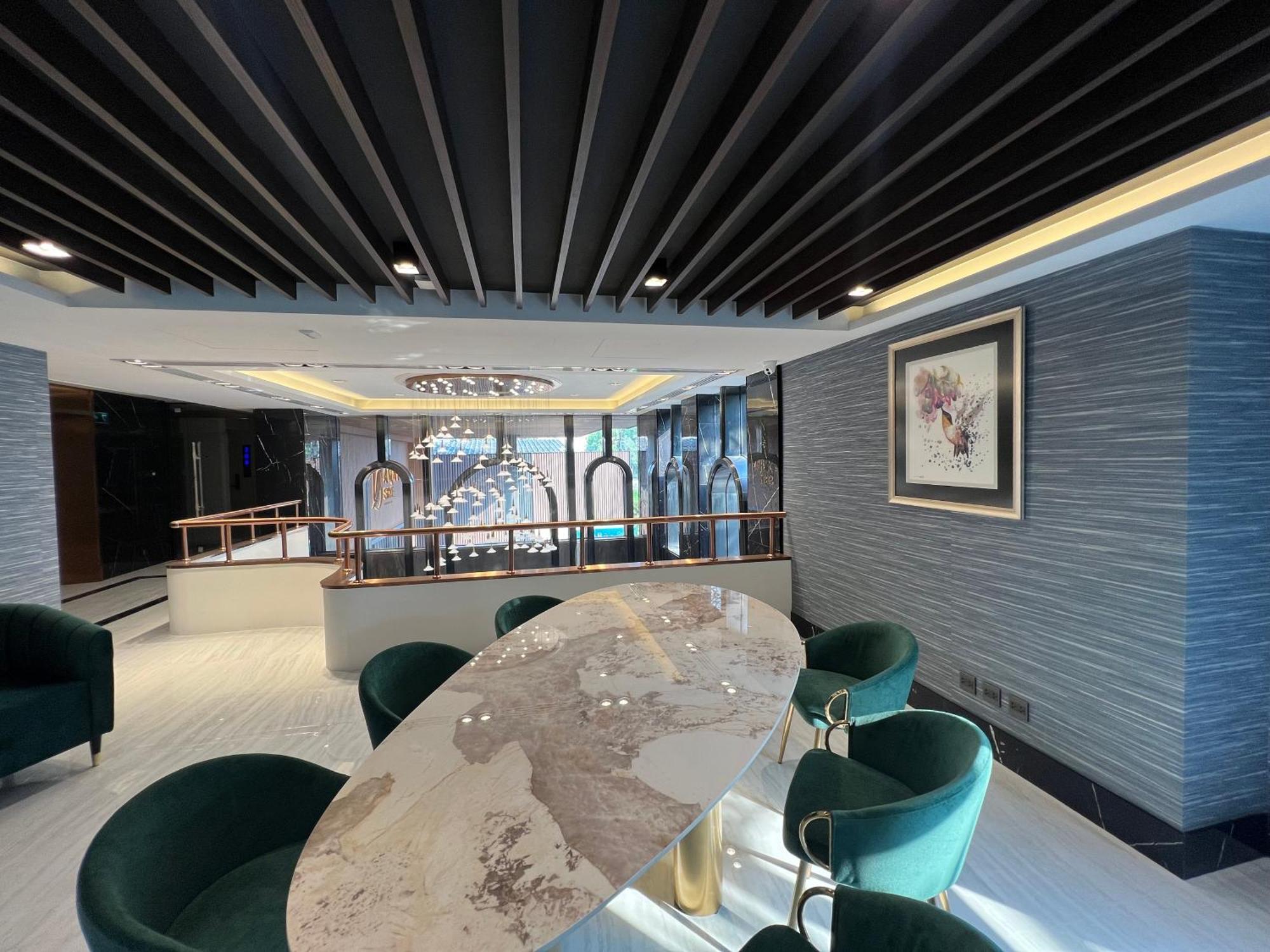 Arni Skye Hotel Бангкок Экстерьер фото